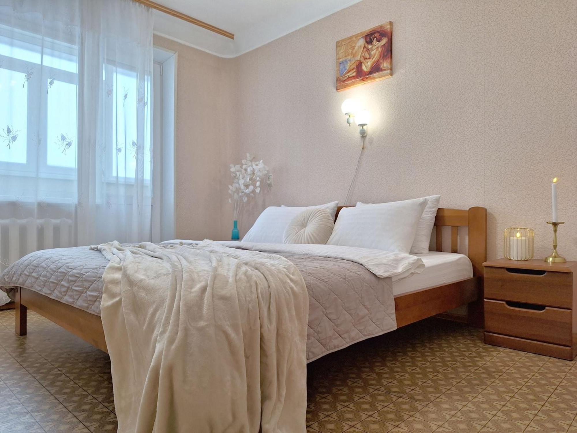 4 Ліжка З Балконом Документи Для Відряджень Мережа Alex Apartments Безконтатне Заселення 24-7 ポルタヴァ エクステリア 写真