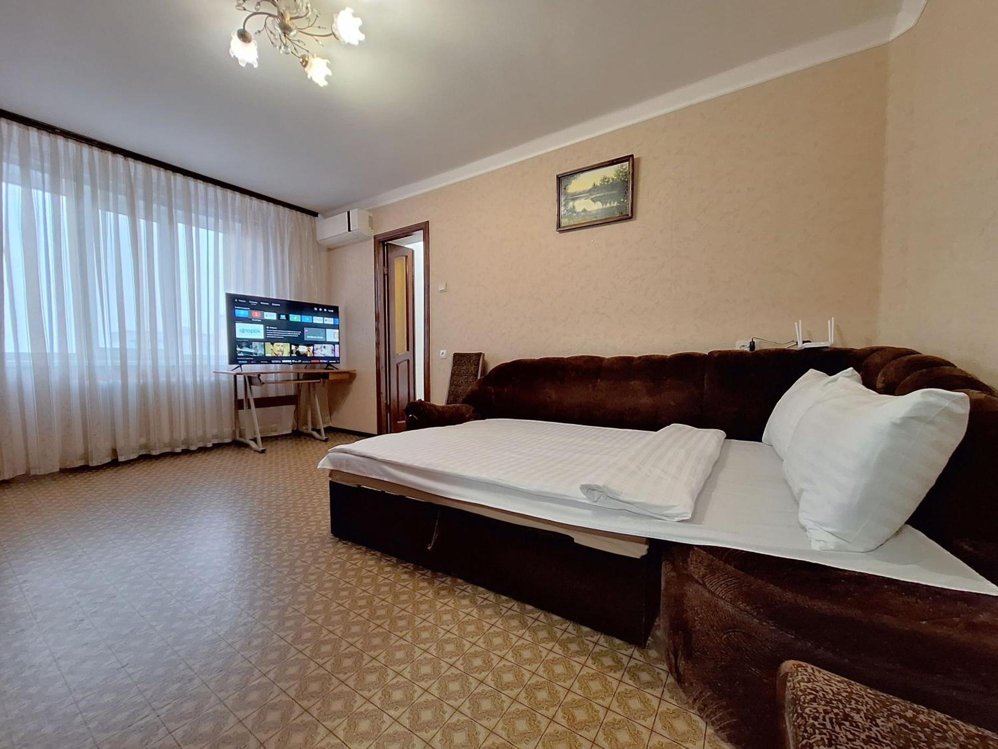4 Ліжка З Балконом Документи Для Відряджень Мережа Alex Apartments Безконтатне Заселення 24-7 ポルタヴァ エクステリア 写真